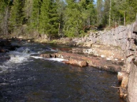 Benker i sandstein. Ljørdalen, Hedmark.
