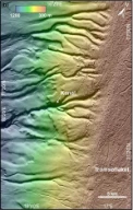 Kanaler på Eggakanten, Tromsøflaket. Kanalene er inntil 20 m dype. Figuren er modifisert fra Bellec mfl. (2016) Atlas of Submarine Glacial landforms: Modern, Quaternary and Ancient. Geological Society, London, Memoirs, 46, 381-382. http://doi.org/10.1144/M46. Tromsøflaket nord for Nord-Troms.
