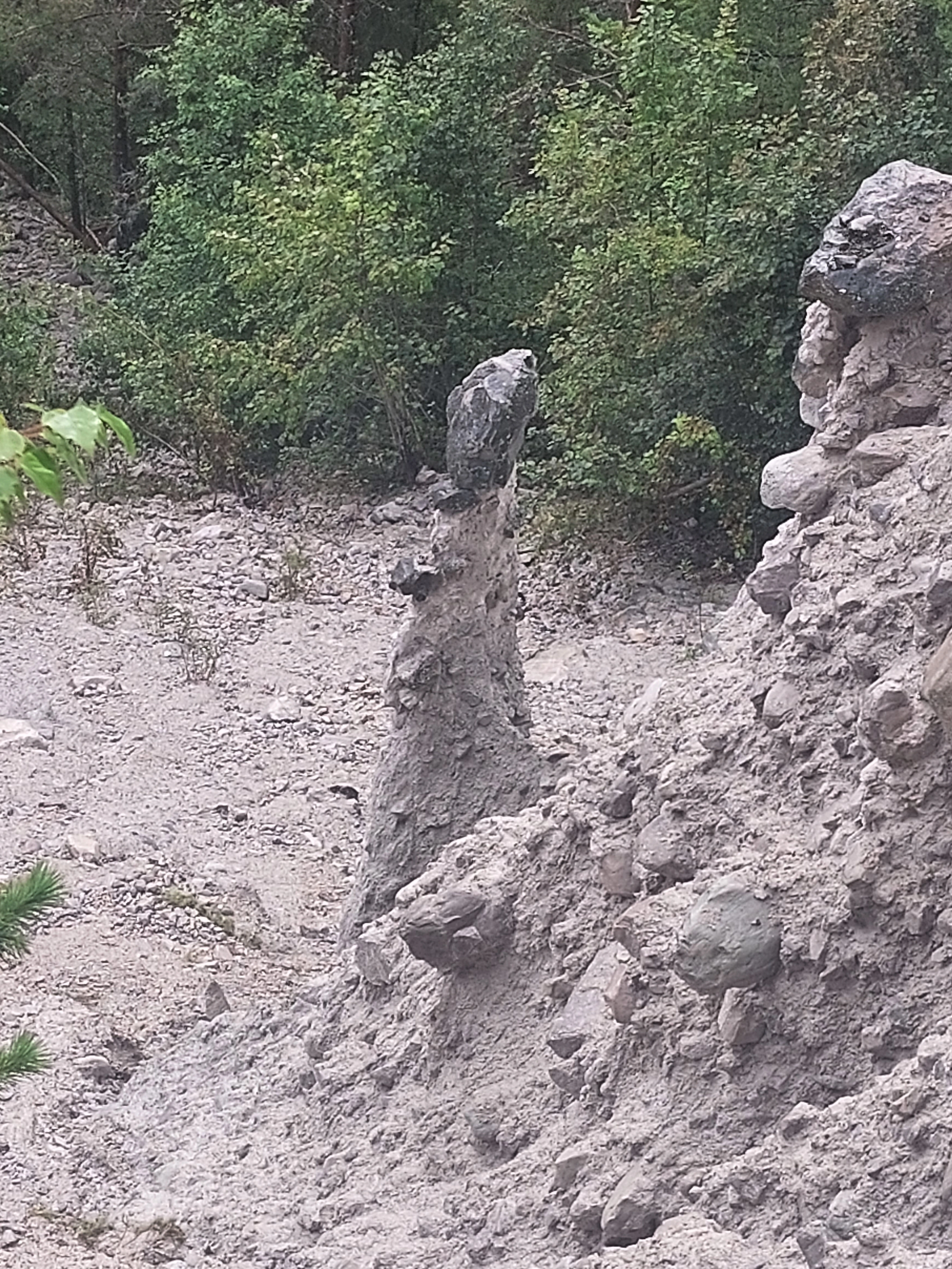 NIN-3.0-T-A-LV-FL-0-L-L03 Jordpyramide.