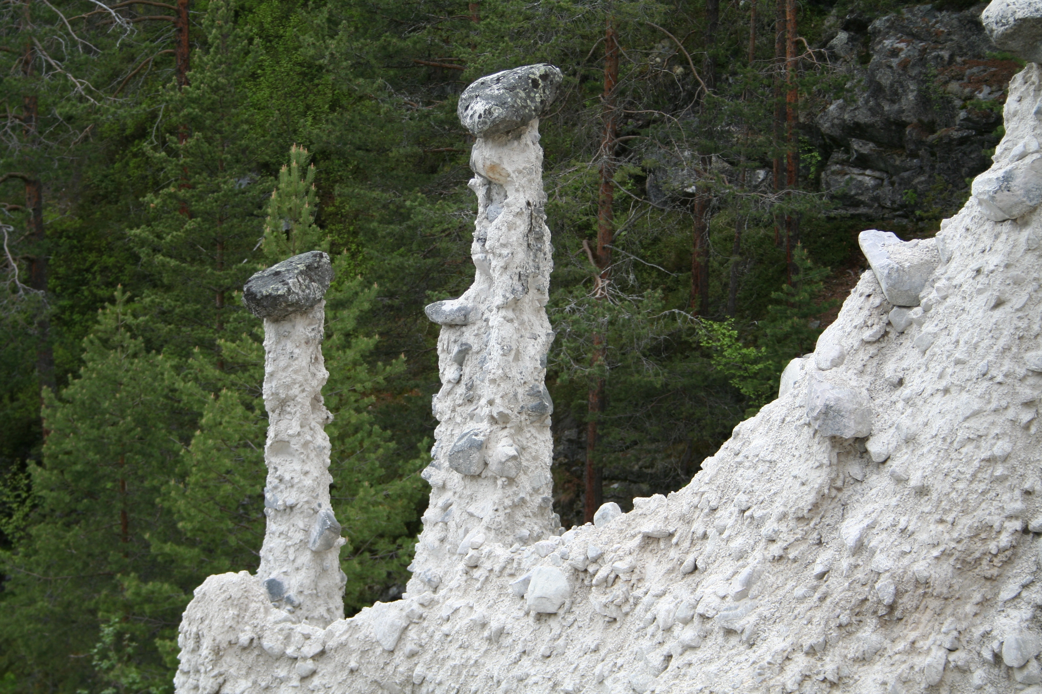 NIN-3.0-T-A-LV-FL-0-L-L03 Jordpyramide.