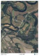 Avsnøret meanderbue fra Bjøreelven, gjengrodd til torvmark, Overhalla, Nord-Trøndelag. Ortofoto fra Norge i Bilder.
