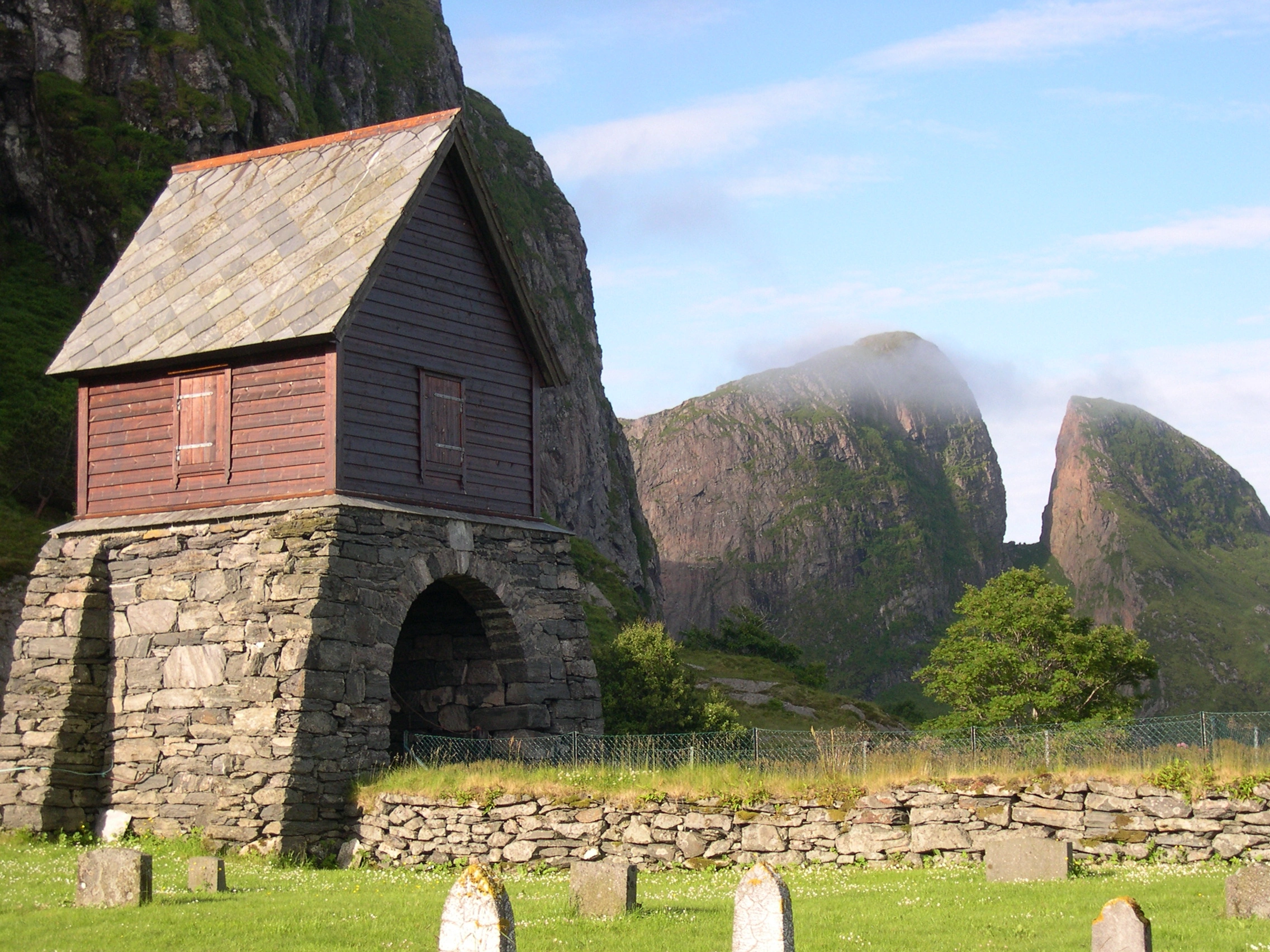 NIN-3.0-T-A-LV-FL-0-L-E04 Sprekkekløft og sprekkedal.