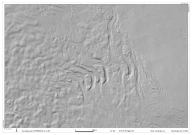 Velutviklete eksempler på serier av laterale spylerenner i dalsidene. Her ble spylerennene utformet av smeltevann som fulgte iskanten og rant mot nord. Denne dreneringen mot dagens terrenghelning er knyttet til at den tykkeste delen av breen lå sør for våre dagers vannskille. Denne bredirigerte dreneringen ga også opphav til de store bresjøene. Øst for Femunden, Hedmark. Skyggerelieff fra hoydedata.no
